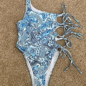 *NWOT* SHEIN One Piece Swimsuit